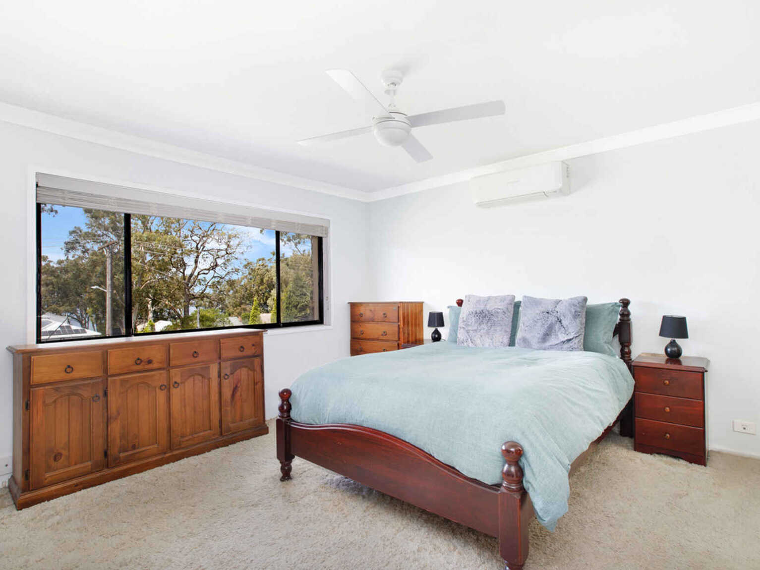 100 Sunrise Avenue Halekulani