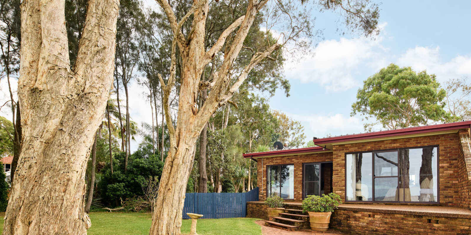 284 Tuggerawong Road Tuggerawong
