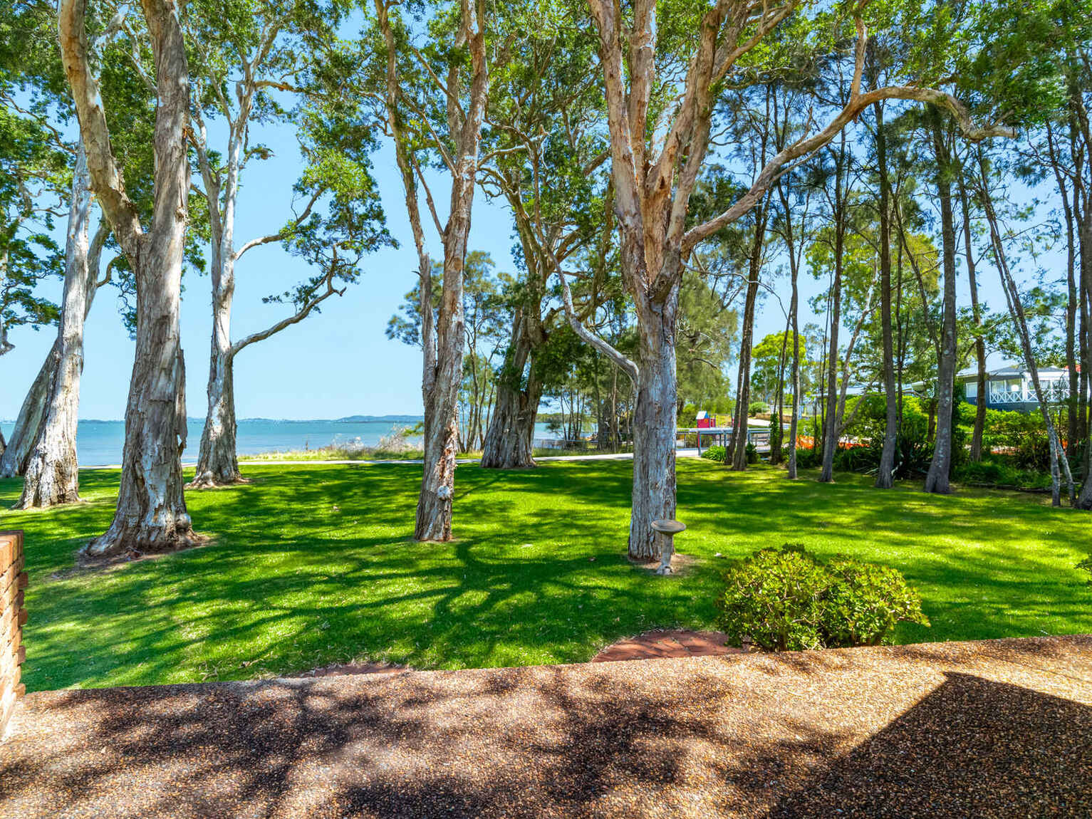 284 Tuggerawong Road Tuggerawong